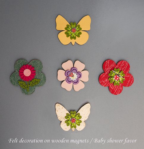 Felt Decoration on Wooden Magnets Baby Shower Favor